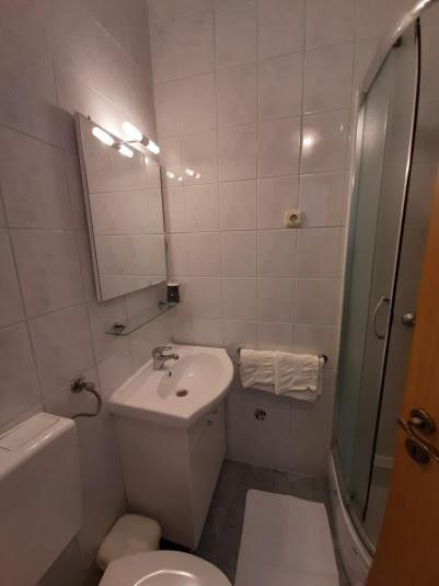 Apartmani Marta Marina Exteriör bild