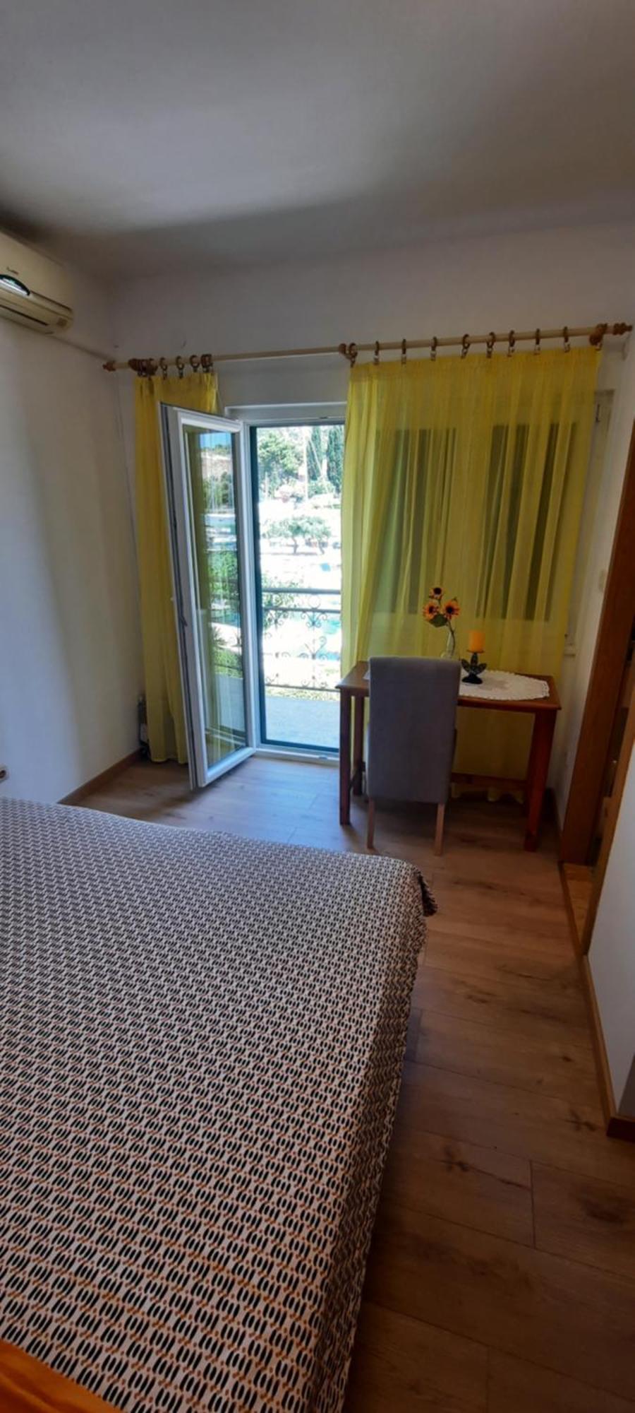 Apartmani Marta Marina Exteriör bild